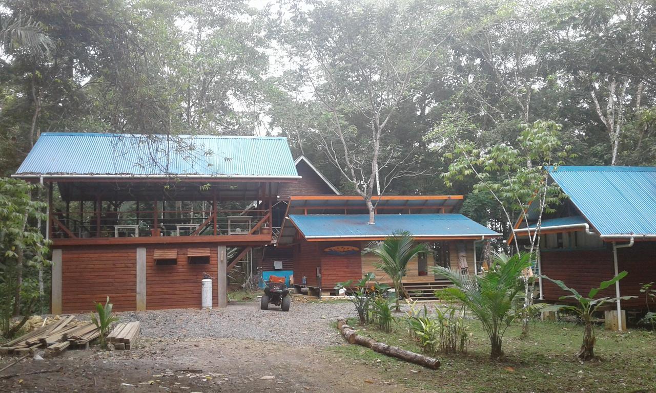 Surf Break At Paunch Bed & Breakfast Bocas del Toro Exterior photo